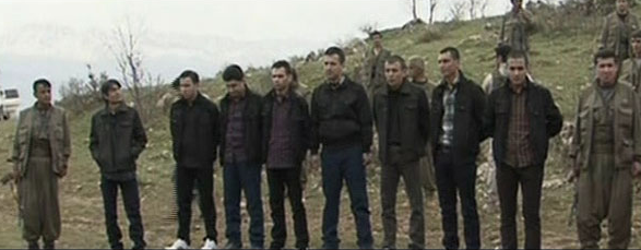 2013 - Pkk kaçırdığı kamu görevlilerini teslim etti