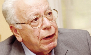 Mahir Kaynak hayatını kaybetti