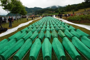 Bosna Soykırımı Srebrenitsa Katliamı