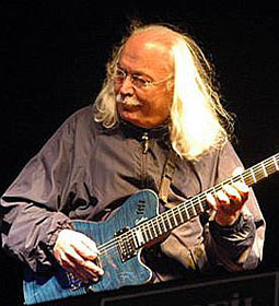 Cahit Berkay Doğum Günü