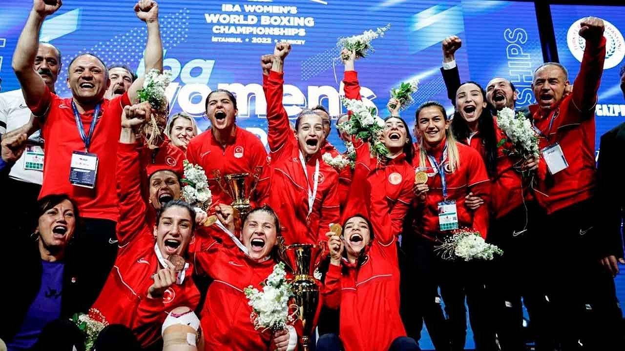 2022 - Dünya Kadınlar Boks Şampiyonası Türkiye Şampiyon