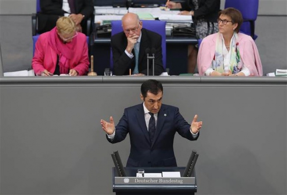 Ermeni Soykırımı Tasarısı Onayladı