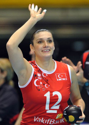Esra Gümüş Voleybolcu Doğum Günü