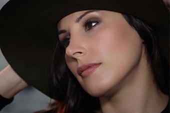 Funda Arar kimdir doğum gnü yaşı