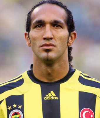 Futbolcu Deniz Barış Doğdu