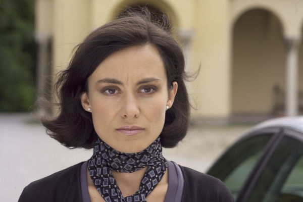 Idil Üner Kimdir Doğum Günü