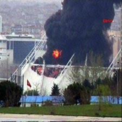 İstanbul Gösteri Merkezi Yandı