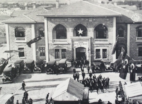 İlk Anayasa kabul tarihi