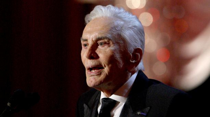 Kirk Douglas Hayatını Kaybetti