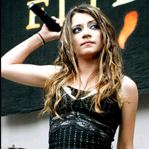 Lacey Mosley Doğum Tarihi