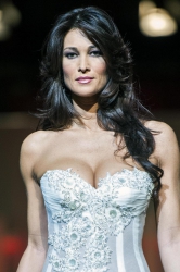 Manuela Arcuri Doğdu