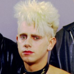 Martin Gore Doğumu