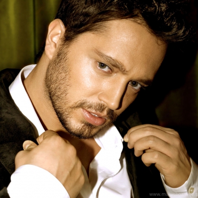 7 Mart 1980: Türk Pop Müziği Sanatçısı Murat Boz'un Doğumu