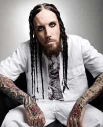 Müzisyen Brian Welch Doğdu