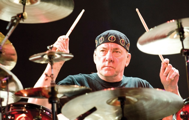 Neil Peart Müzisyen Hayatını Kaybetti