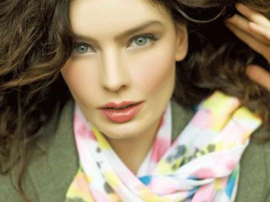 Nil Karaibrahimgil Doğum Tarihi Yaşı