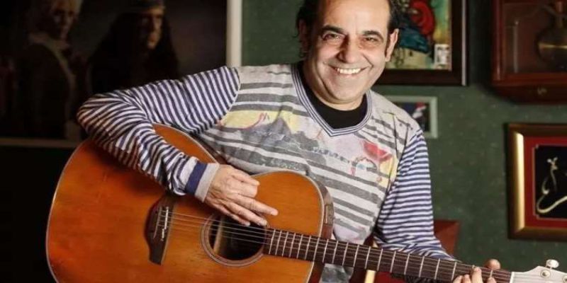 Özkan Uğur hayatını kaybetti!