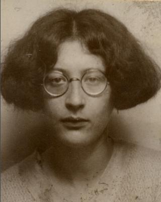 Simone Weil doğdu