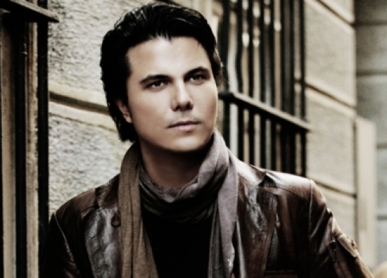 Suat Suna Kimdir Doğum Tarihi