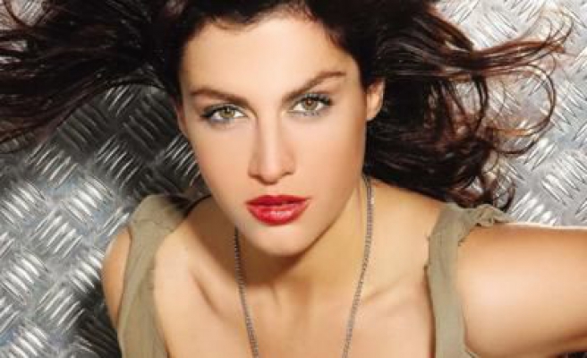 Tuğba Ekinci Kimdir Doğum Tarihi Yaşı