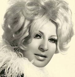 Tünay Süer Hayatını Kaybetti