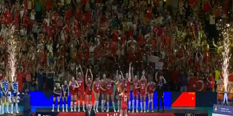Türkiye Kadın Milli Voleybol Takımı Filenin Sultanları Avrupa Şampiyonu Oldu