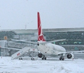 Yoğun Kar Yağışı THY  Seferleri Iptal